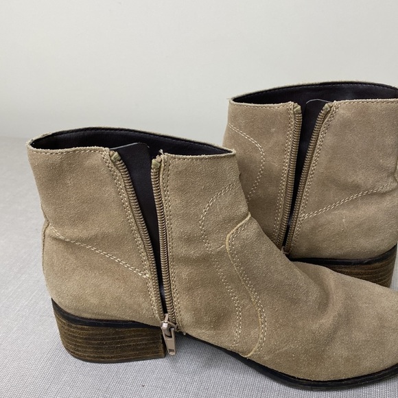 Gibson Latimer suede booties - Picture 7 of 13